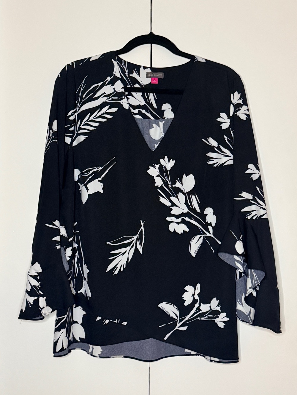 Vince Camuto Floral Whispers Flutter-Sleeve Blouse